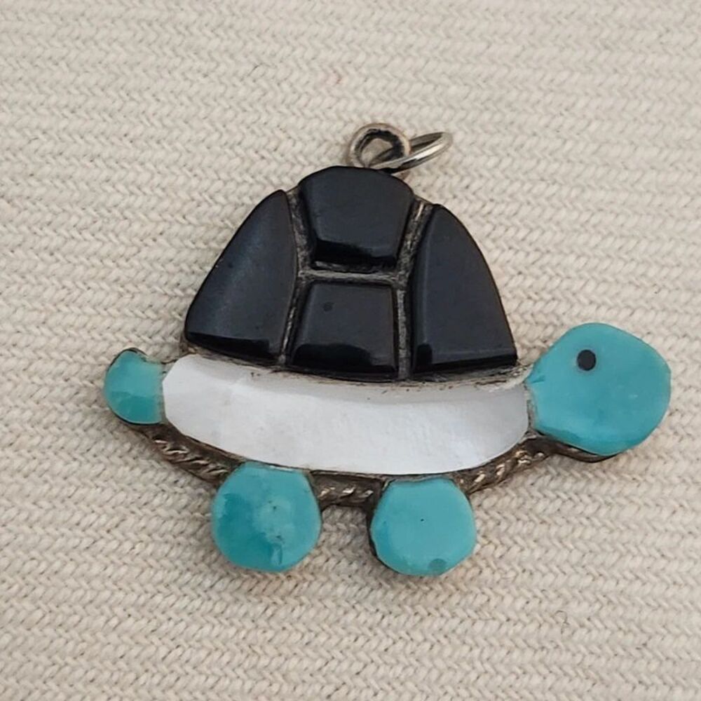 Vintage Zuni Turtle turquoise pendant